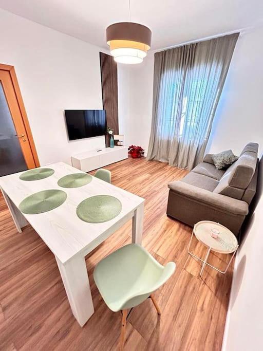מונצה Soleo Guesthouse מראה חיצוני תמונה