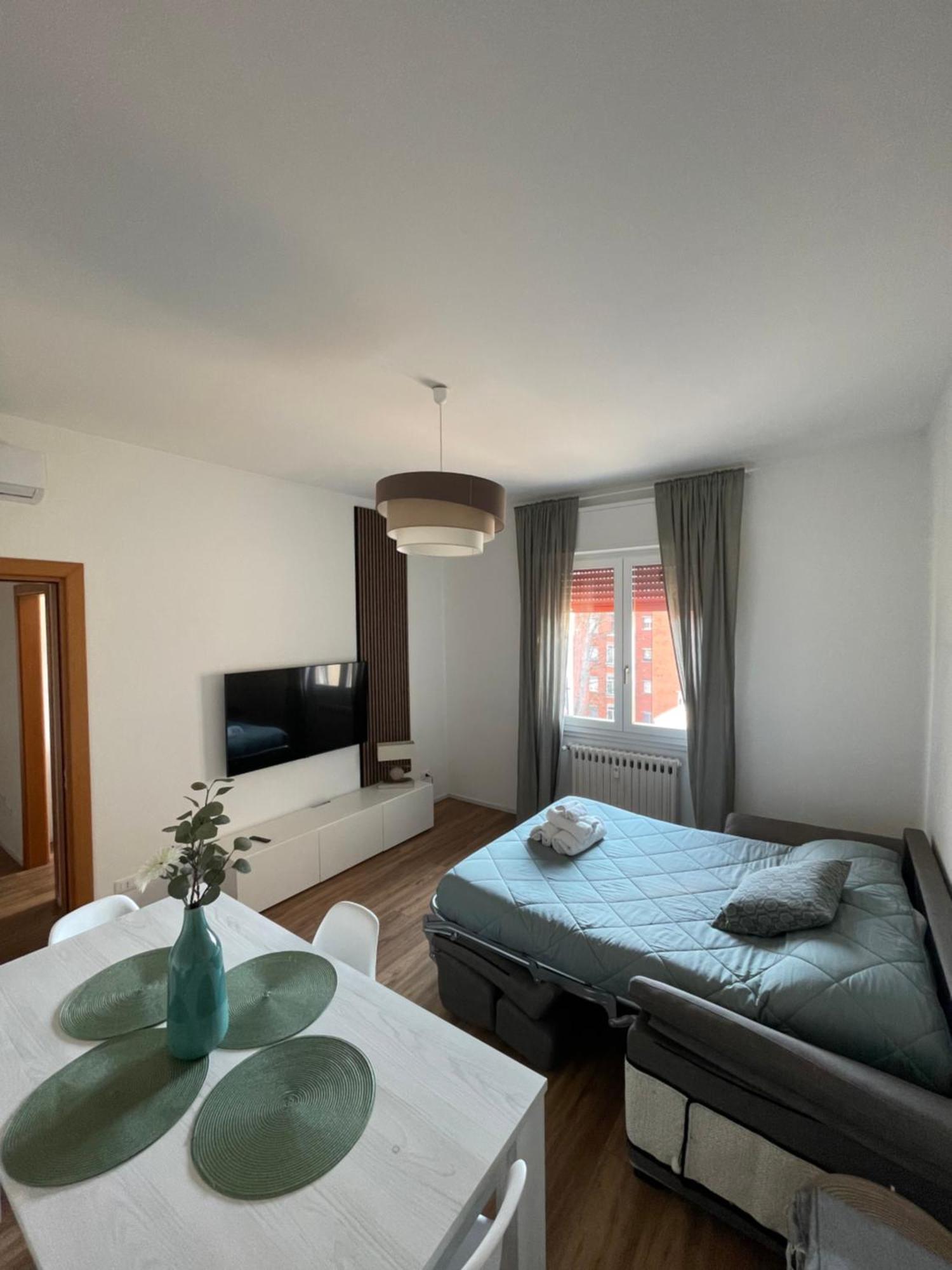 מונצה Soleo Guesthouse מראה חיצוני תמונה